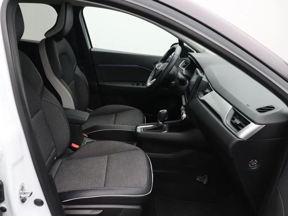 Renault Captur E-Tech Hybrid 145pk Intens uit 2022, foto 15