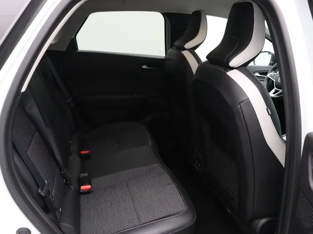 Renault Captur E-Tech Hybrid 145pk Intens uit 2022, foto 8