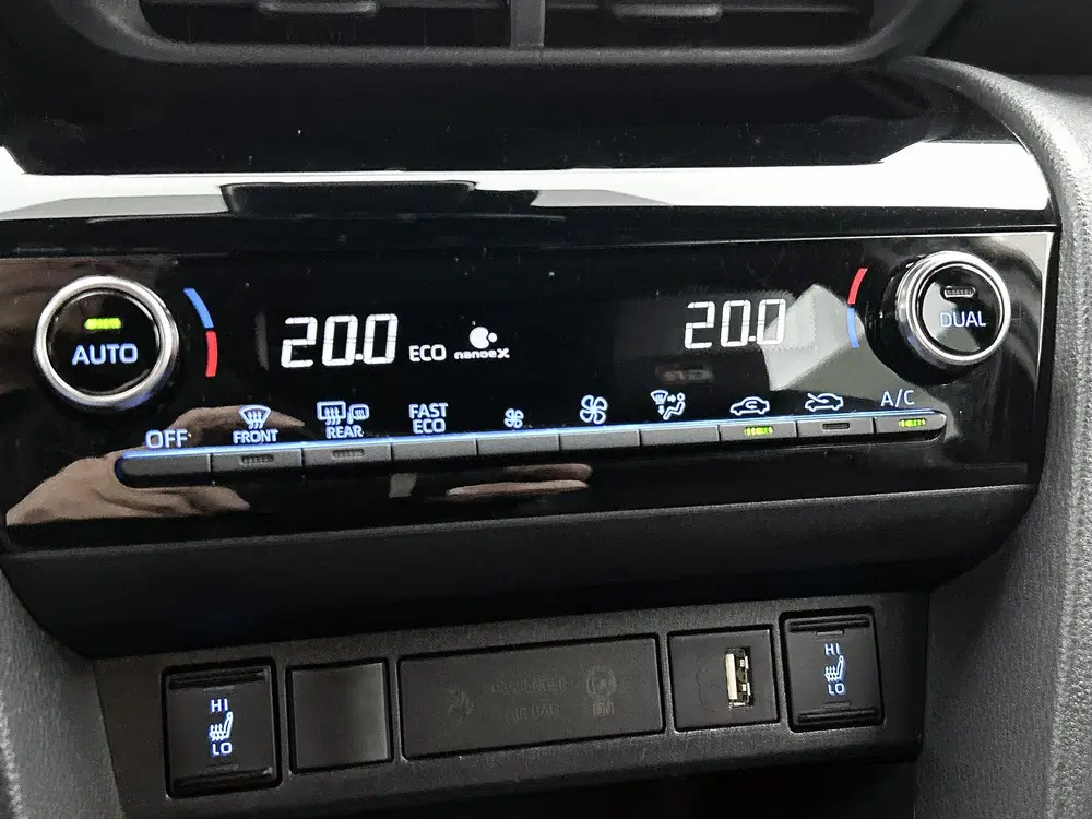 Toyota Yaris Cross 1.5 Hybrid GR Sport Limited uit 2023, foto 12