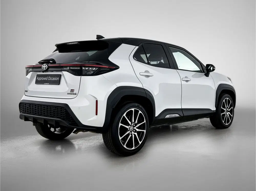 Toyota Yaris Cross 1.5 Hybrid GR Sport Limited uit 2023, foto 2
