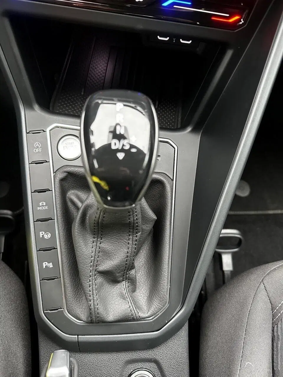 Volkswagen Taigo Nieuwstaat Volkswagen Taigo 1.5 TSI R-Line uit 2025, foto 15