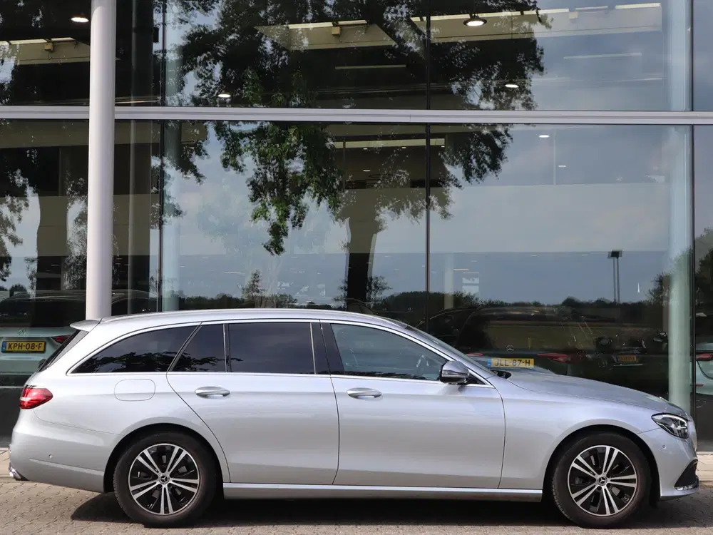 Mercedes-Benz E-Klasse 200 Business Solution l Trekha uit 2022, foto 5