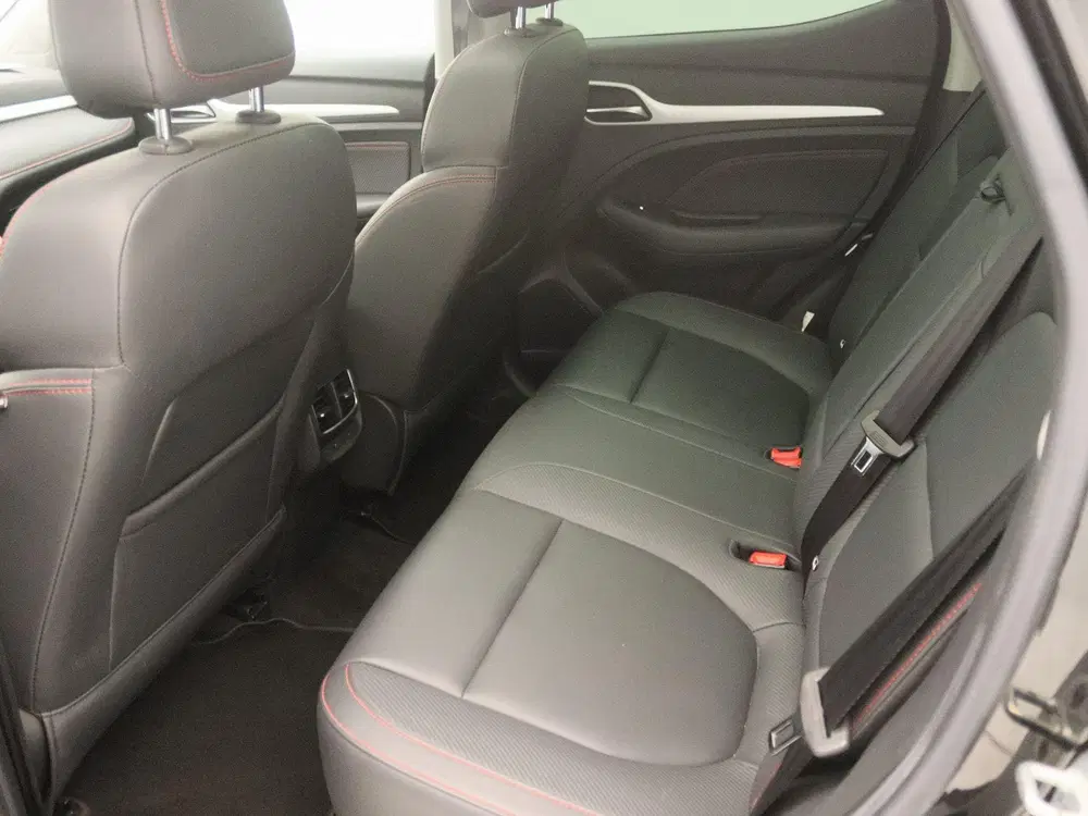 MG ZS EV Standard Range Luxury 50 kWh uit 2022, foto 13