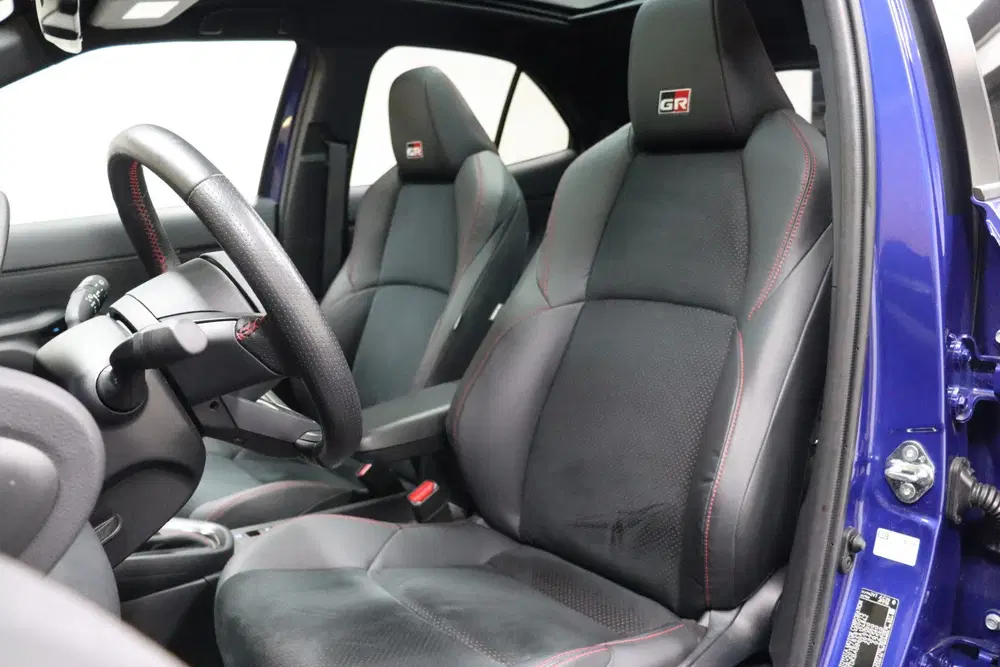 Toyota Yaris Cross 1.5 Hybrid GR Sport uit 2023, foto 10