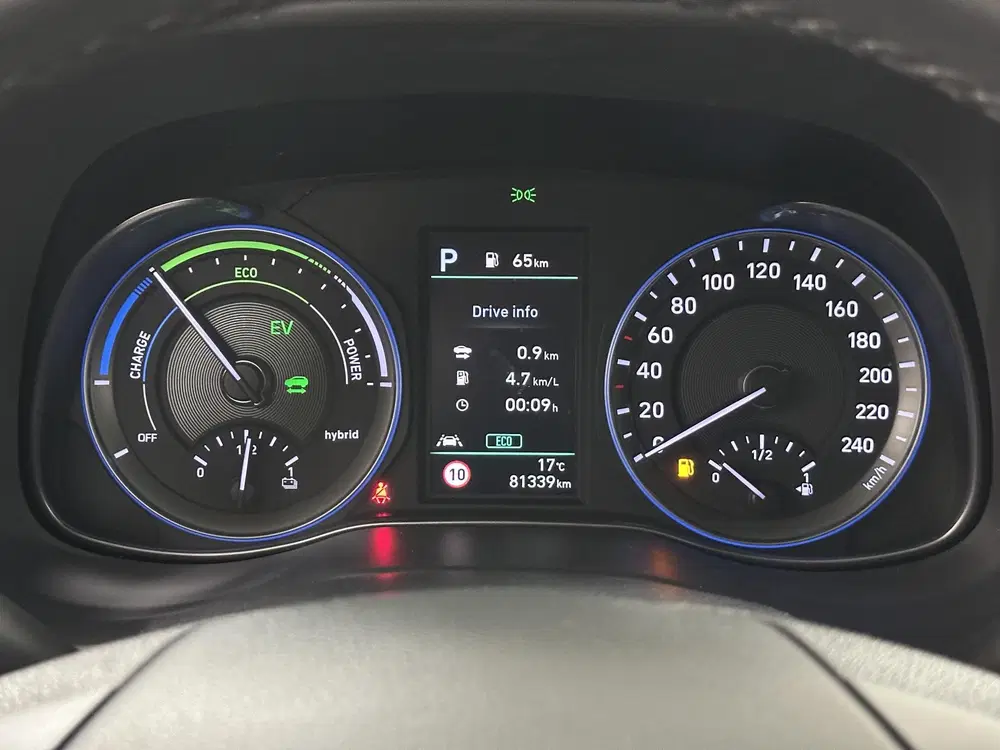 Hyundai KONA 1.6 GDI HEV Fashion TREKHAAK uit 2020, foto 4