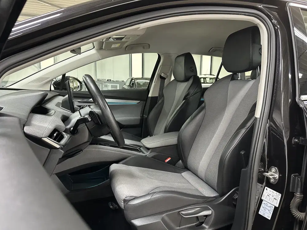 Skoda Enyaq 60 uit 2021, foto 3