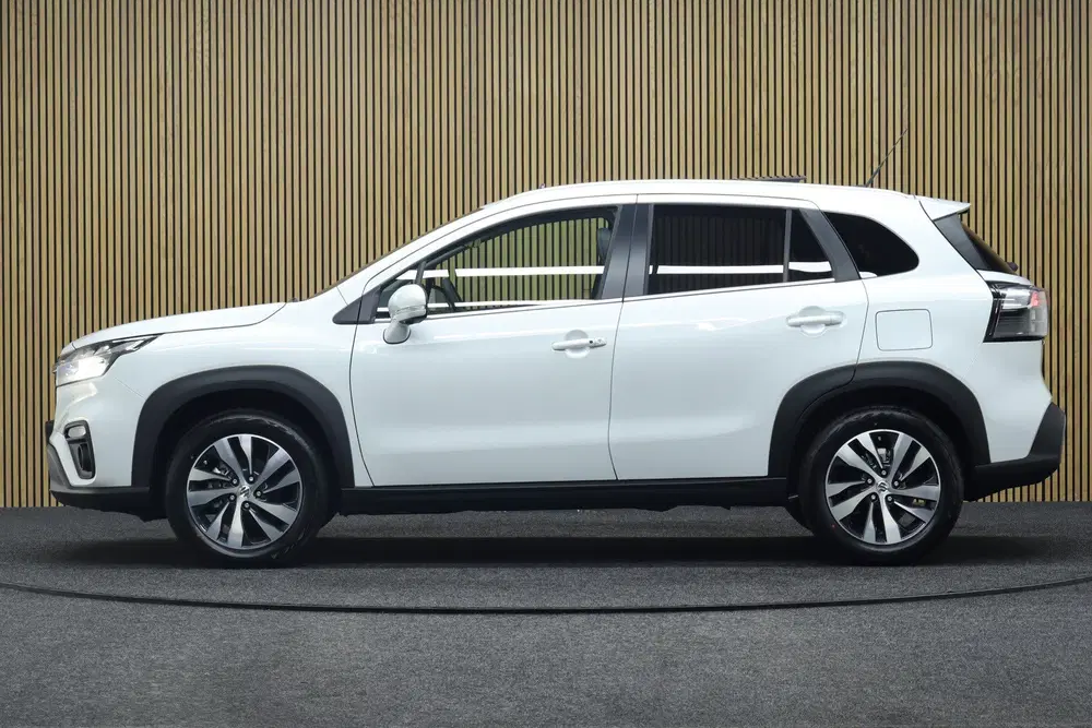 Suzuki S-Cross 1.4 Boosterjet Smart Hybrid Automaat Style uit 2026, foto 2