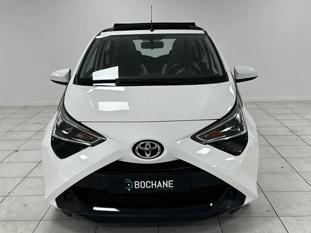 Toyota Aygo 1.0 VVT-i x-play ELEKTRISCH VOUWDAK uit 2019, foto 15