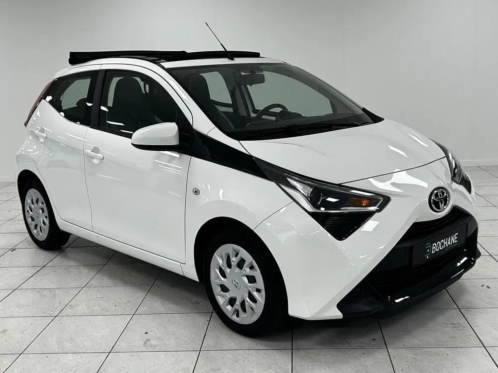 Toyota Aygo 1.0 VVT-i x-play ELEKTRISCH VOUWDAK uit 2019, foto 5