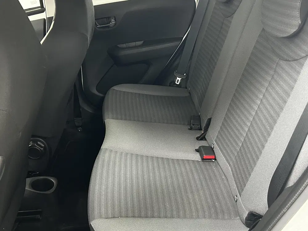 Toyota Aygo 1.0 VVT-i x-play ELEKTRISCH VOUWDAK uit 2019, foto 8