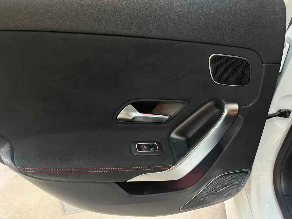 Mercedes-Benz A-Klasse 200 Business Solution AMG Pano uit 2019, foto 15