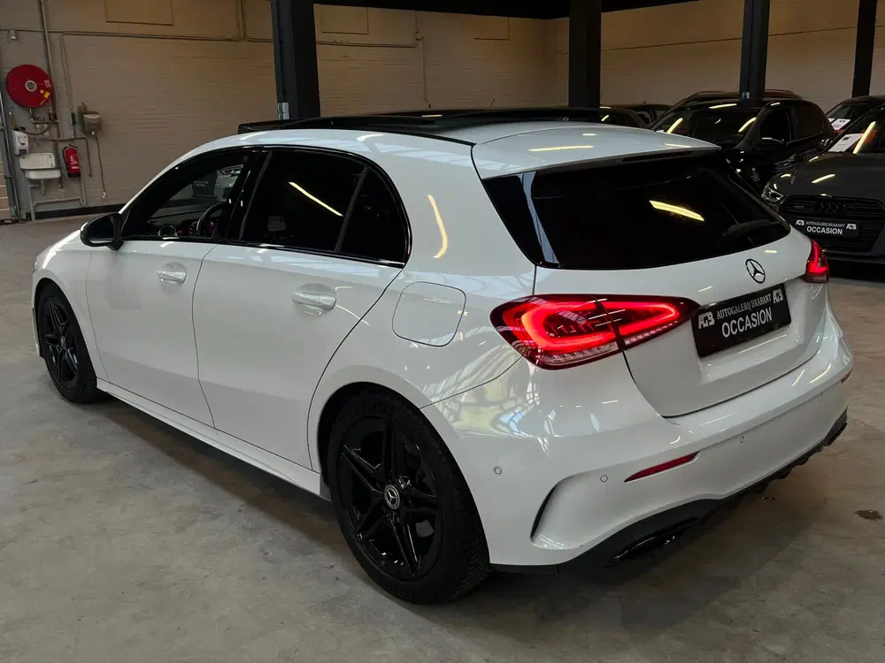Mercedes-Benz A-Klasse 200 Business Solution AMG Pano uit 2019, foto 3