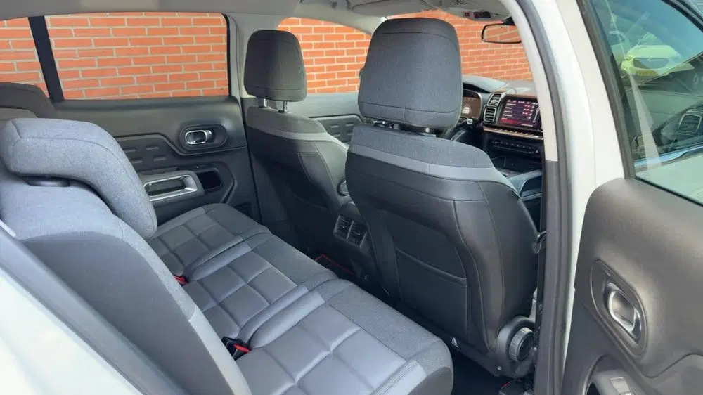 Citroën C5 Aircross 1.2 PT Business Plus 130PK Automaat Led uit 2020, foto 13