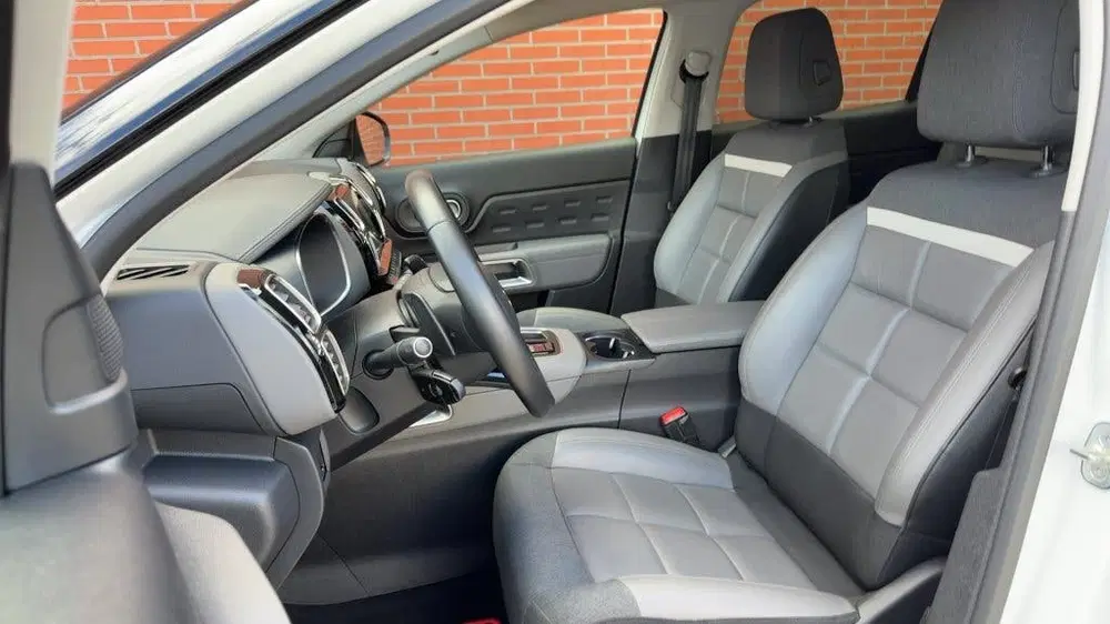 Citroën C5 Aircross 1.2 PT Business Plus 130PK Automaat Led uit 2020, foto 3