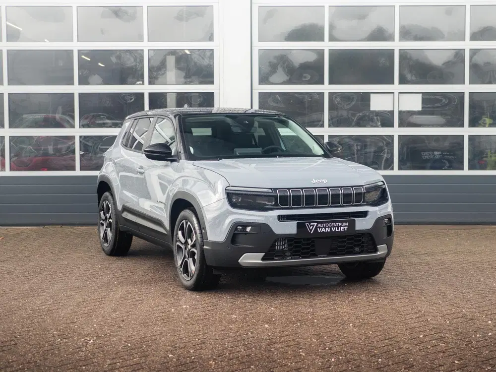 Jeep Avenger 1.2 e-Hybrid Summit uit 2025, foto 3