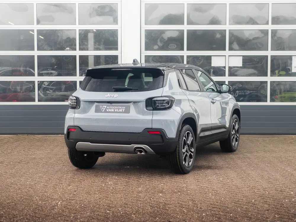 Jeep Avenger 1.2 e-Hybrid Summit uit 2025, foto 5