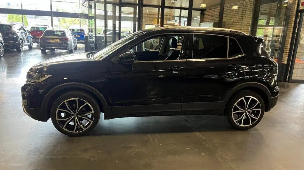Volkswagen T-Cross 1.0 TSI Automaat uit 2024, foto 2