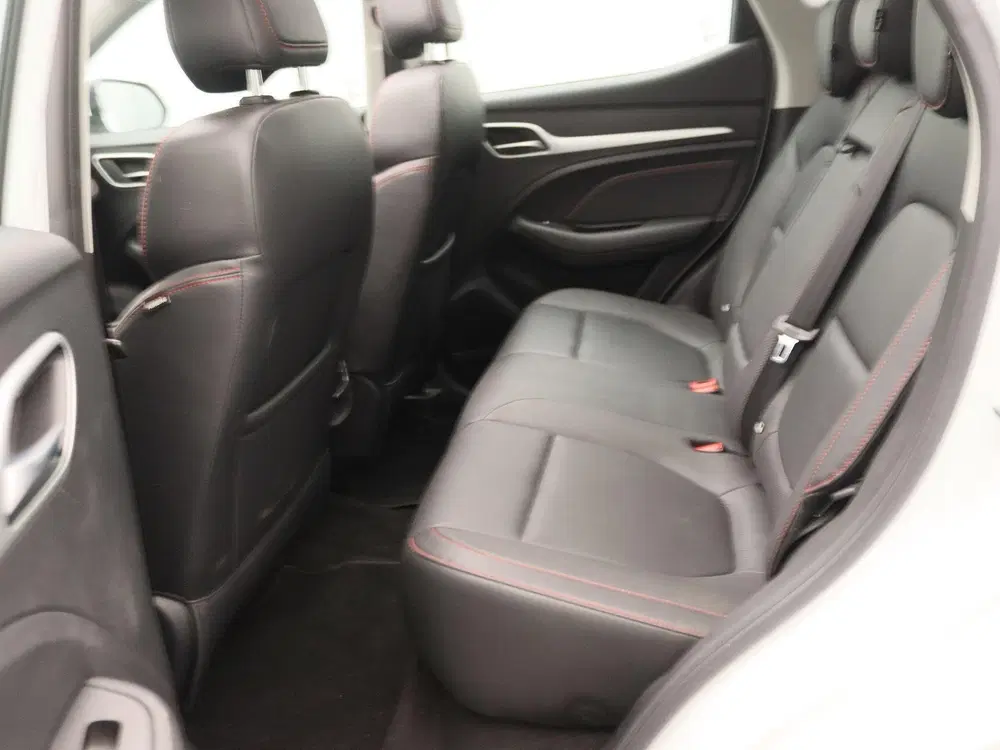 MG ZS Long Range Luxury 70 kWh uit 2023, foto 13