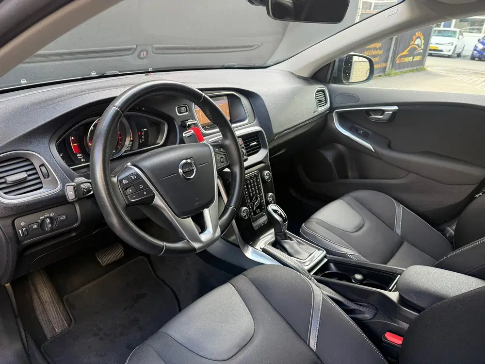 Volvo V40 1.5 T2 Polar+ Sport Automaat Sensoren uit 2020, foto 3