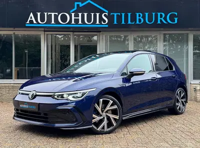 Volkswagen Golf 1.5 eTSI R-Line Pano Keyless IQ Camera uit 2020