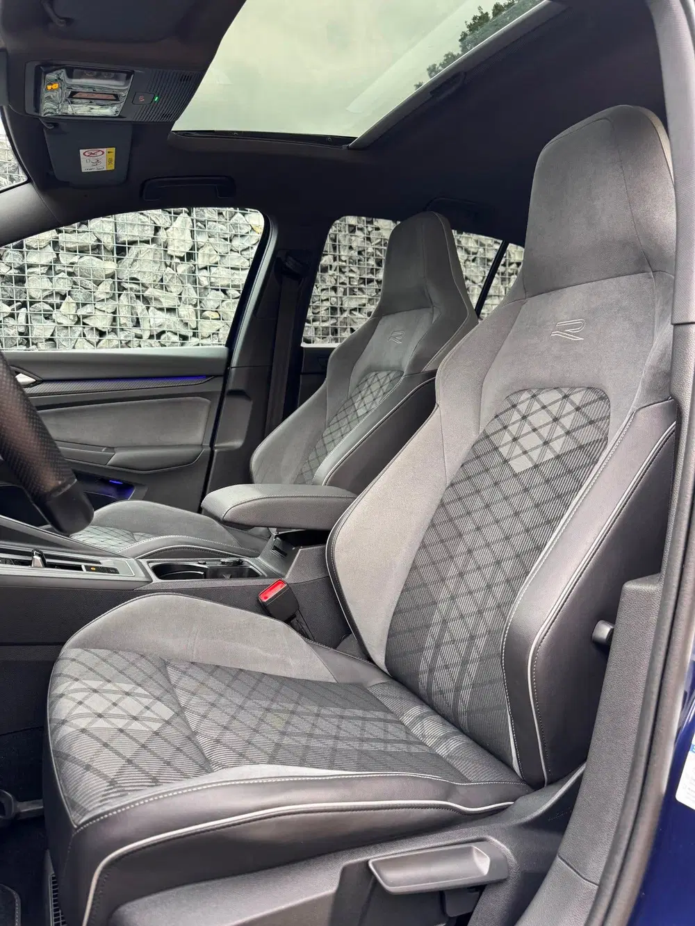 Volkswagen Golf 1.5 eTSI R-Line Pano Keyless IQ Camera uit 2020, foto 11