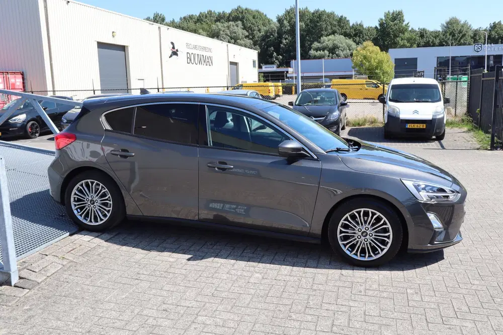 Ford Focus 1.0 EcoBoost Titanium Business Nederlandse uit 2019, foto 11
