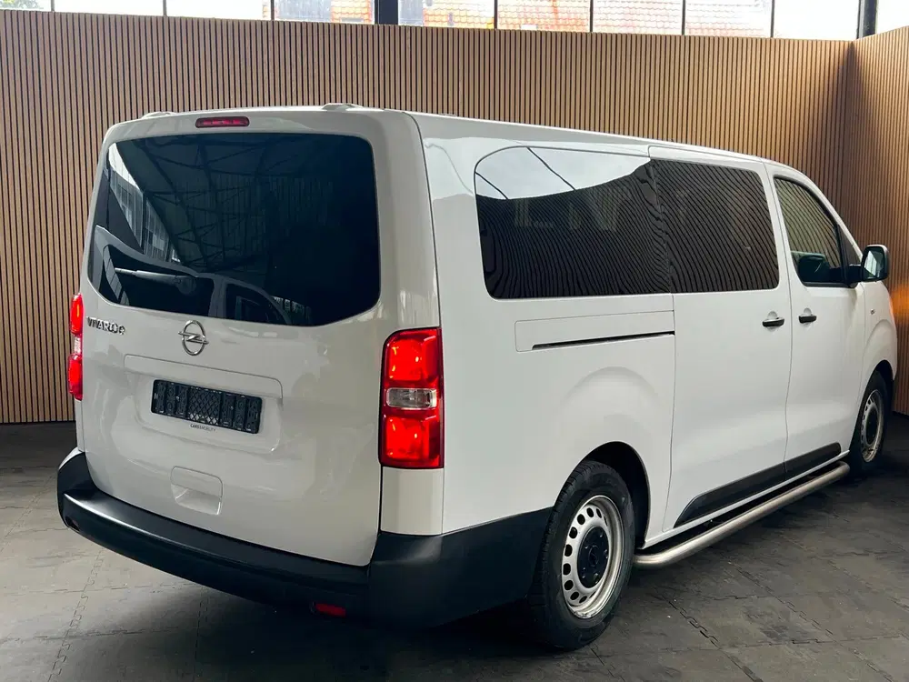 Opel Vivaro L3H1 75 kWh uit 2022, foto 5