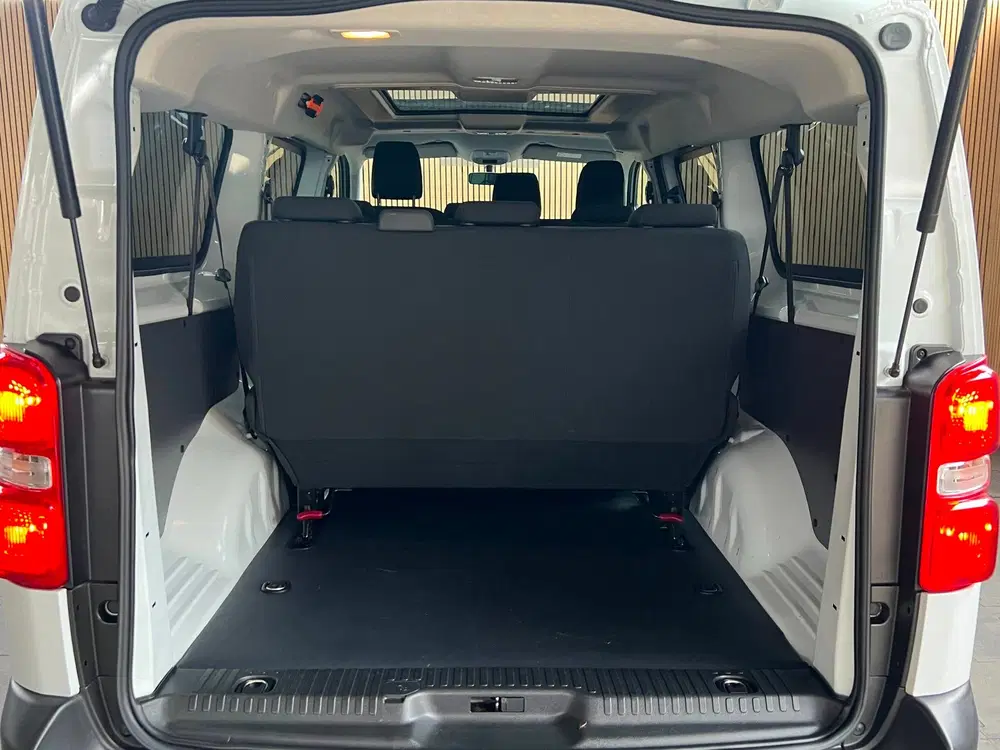 Opel Vivaro L3H1 75 kWh uit 2022, foto 8
