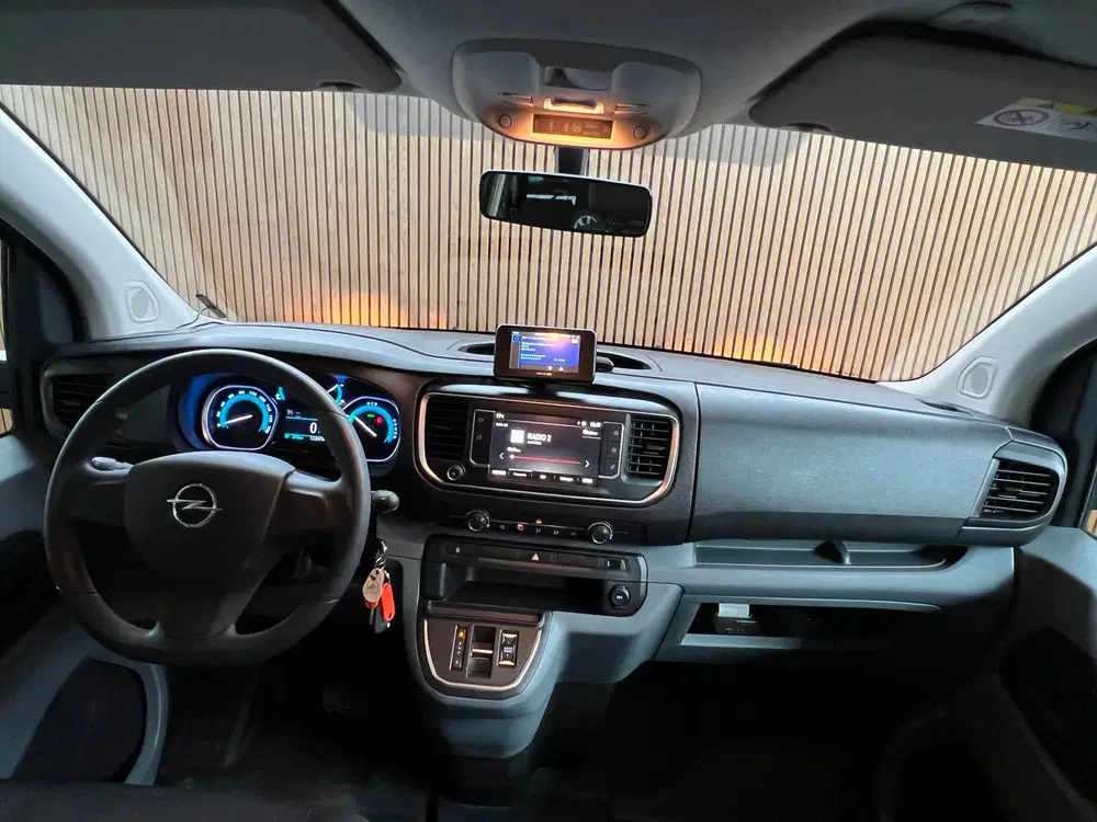Opel Vivaro L3H1 75 kWh uit 2022, foto 9