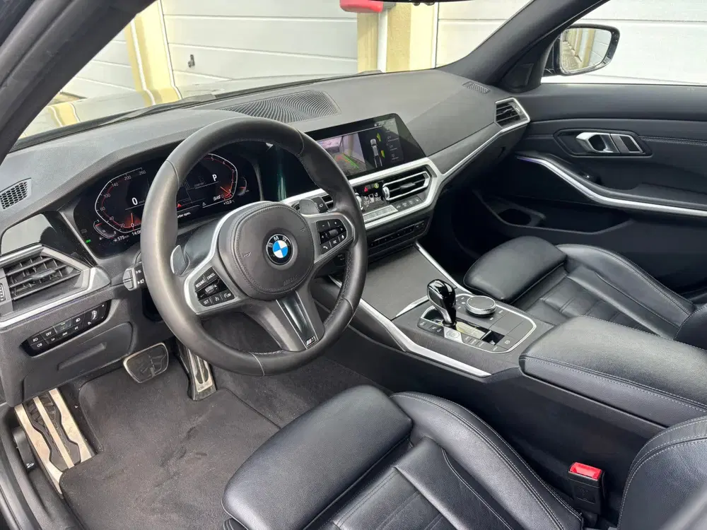 BMW 3-serie 3-Serie 330i M Sport High Executive uit 2019, foto 9