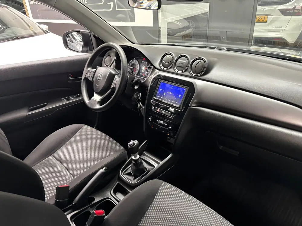 Suzuki Vitara 1.4 Boosterjet Comfort Smart Hybrid uit 2022, foto 12