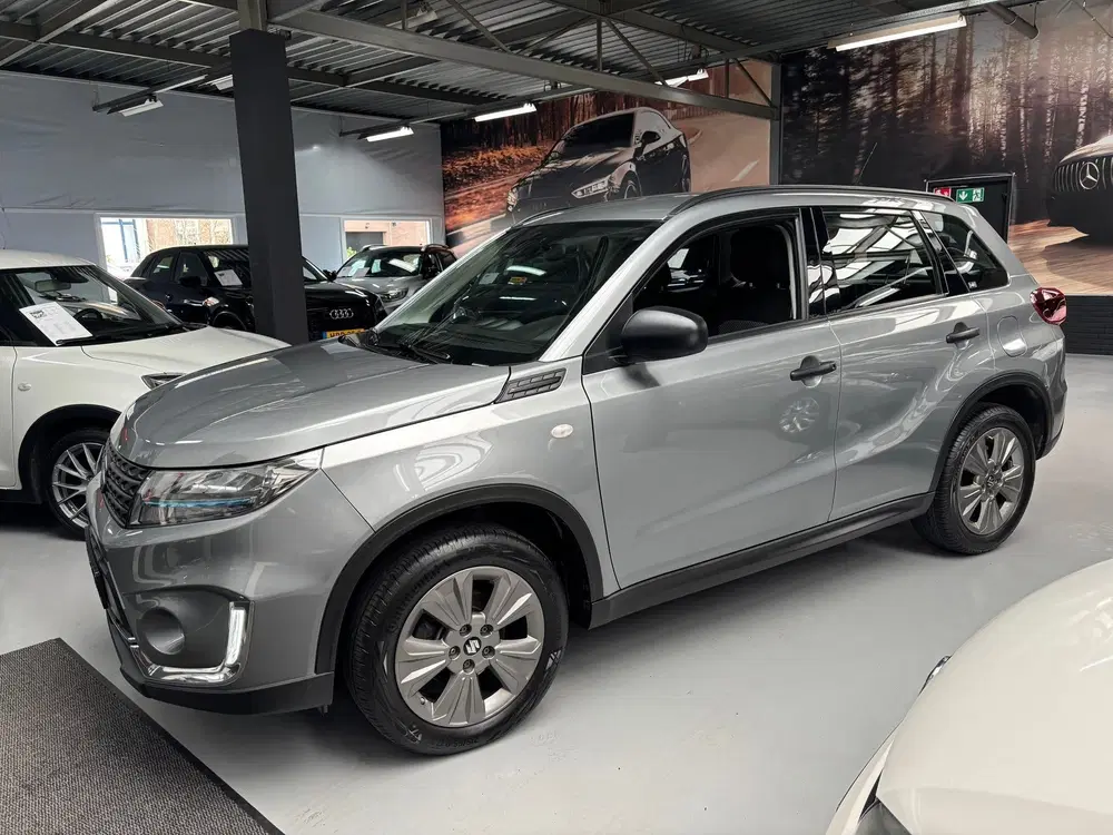 Suzuki Vitara 1.4 Boosterjet Comfort Smart Hybrid uit 2022, foto 2
