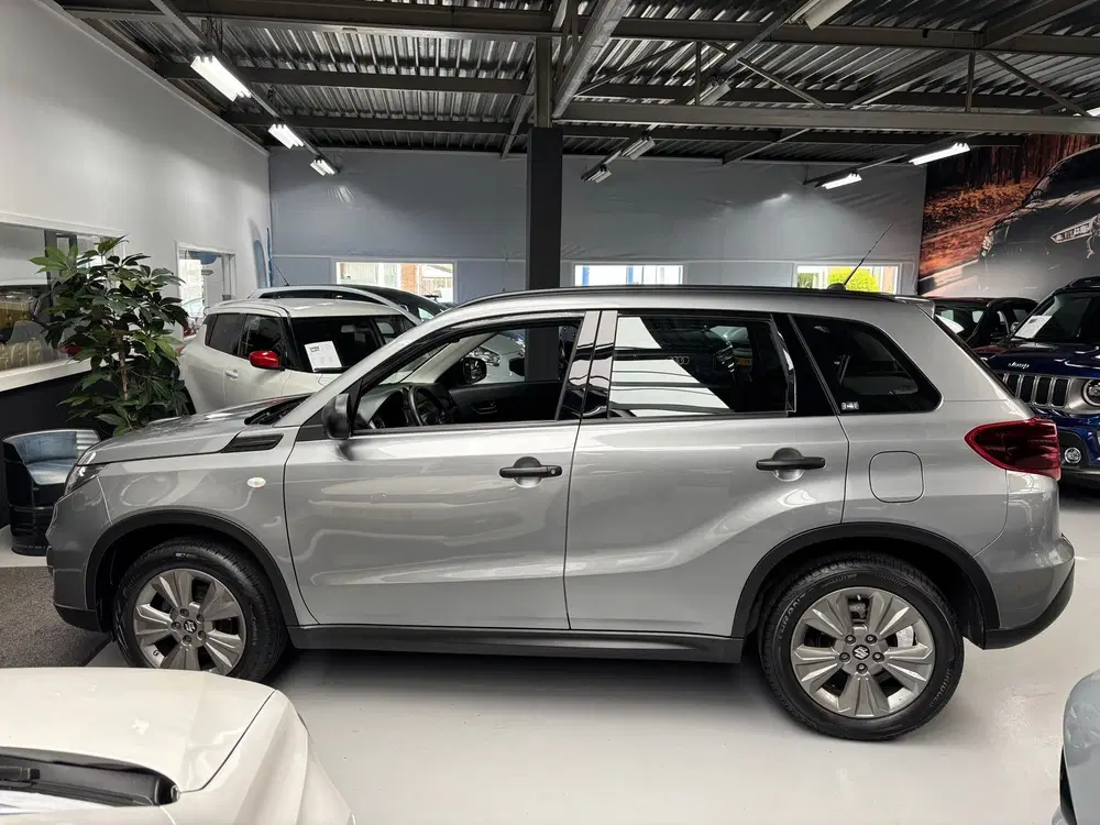 Suzuki Vitara 1.4 Boosterjet Comfort Smart Hybrid uit 2022, foto 3