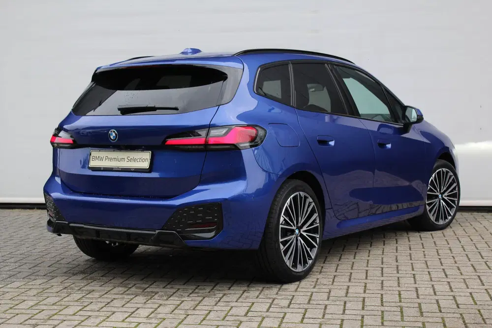 BMW 2-serie Active Tourer 225e xDrive M Sport Automaat uit 2026, foto 3