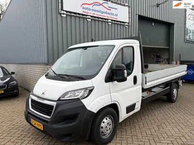 Peugeot Boxer 330 2.2 BlueHDi 120 L2H1 Premium Pick Up uit 2020