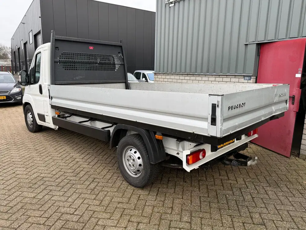 Peugeot Boxer 330 2.2 BlueHDi 120 L2H1 Premium Pick Up uit 2020, foto 5