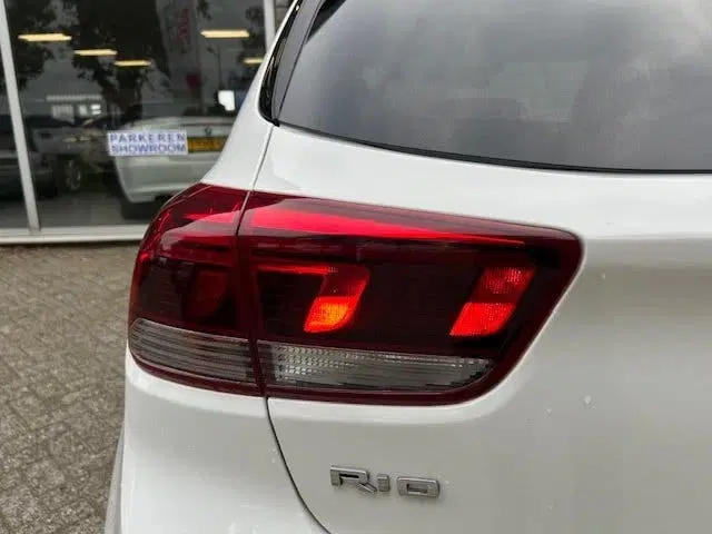 Kia Rio 1.0 T-GDi MHEV DynamicPlusLine Carplay uit 2021, foto 10