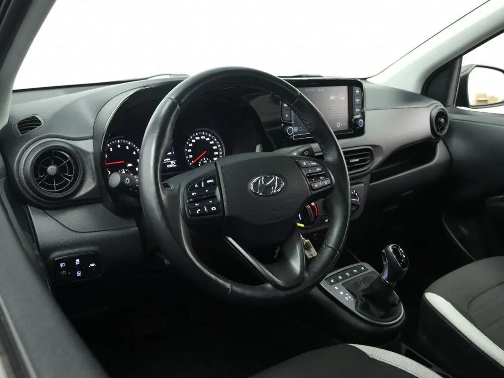 Hyundai i10 1.0 Comfort Automaat uit 2021, foto 11