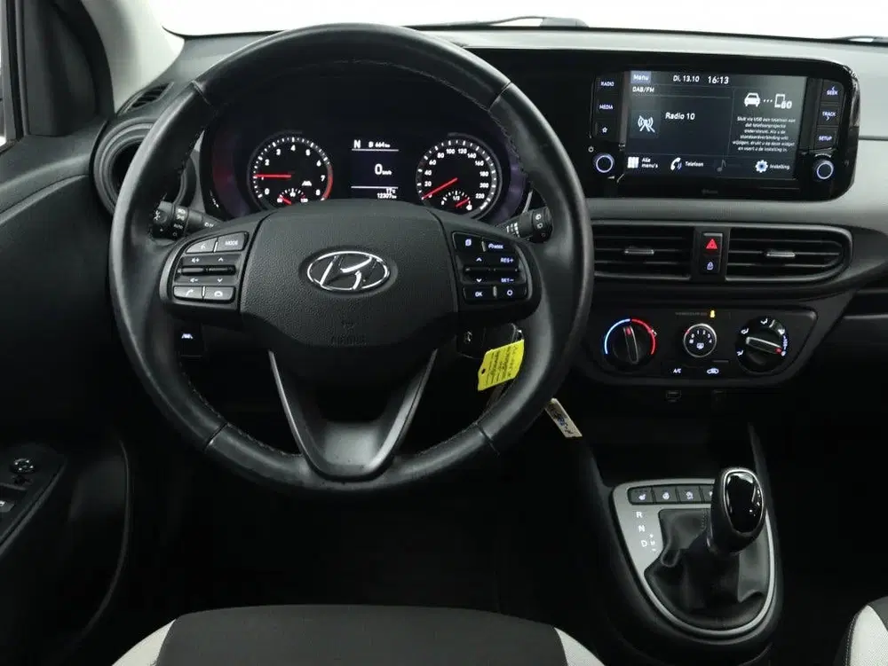 Hyundai i10 1.0 Comfort Automaat uit 2021, foto 3