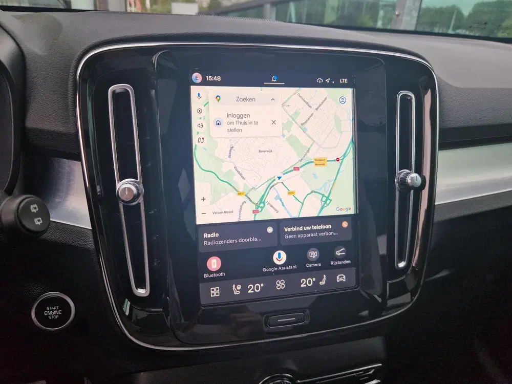 Volvo XC40 2.0 B4 Plus Dark uit 2026, foto 14