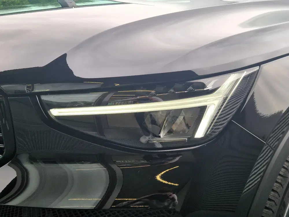 Volvo XC40 2.0 B4 Plus Dark uit 2026, foto 5