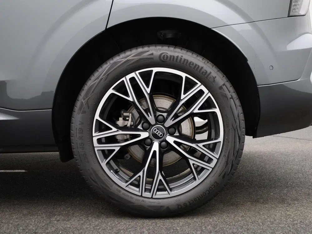 Audi Q3 1.5 e-hybrid S edition uit 2026, foto 8
