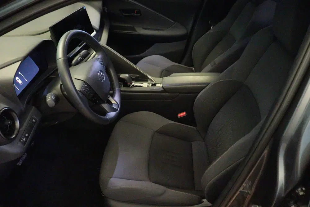 Toyota C-HR 1.8 Hybrid 140 Dynamic uit 2025, foto 4