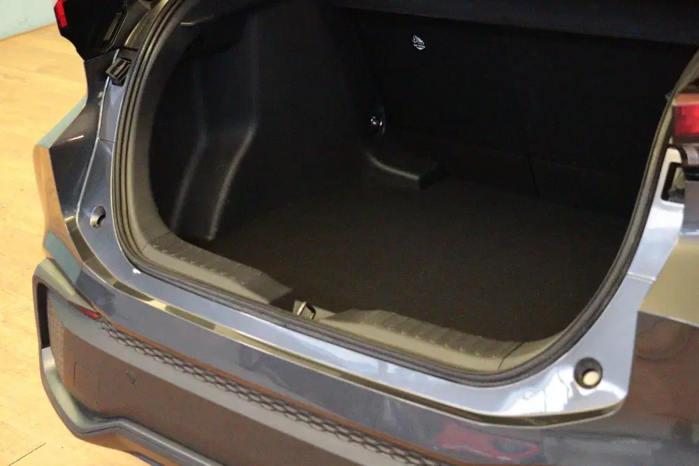 Toyota C-HR 1.8 Hybrid 140 Dynamic uit 2025, foto 5