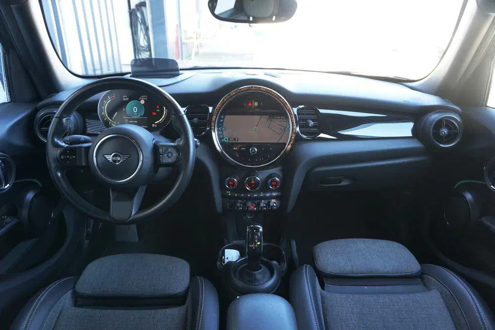 Mini Cooper 1.5 Cooper Automaat uit 2022, foto 12
