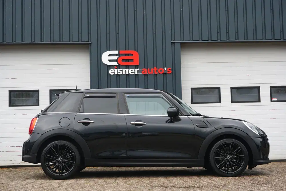 Mini Cooper 1.5 Cooper Automaat uit 2022, foto 3