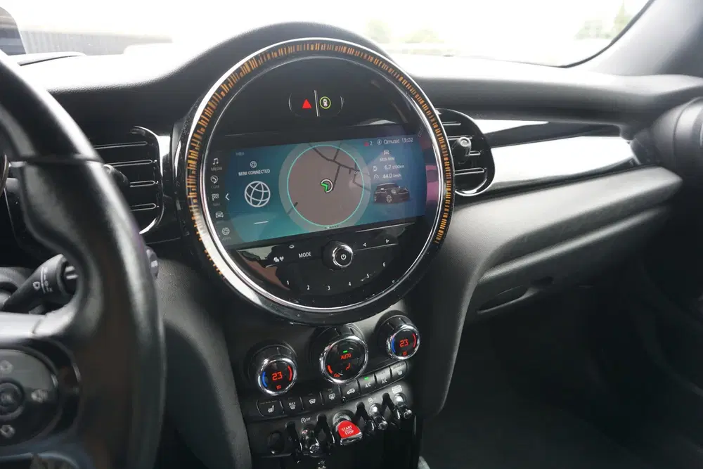 Mini Cooper 1.5 Cooper Automaat uit 2022, foto 5