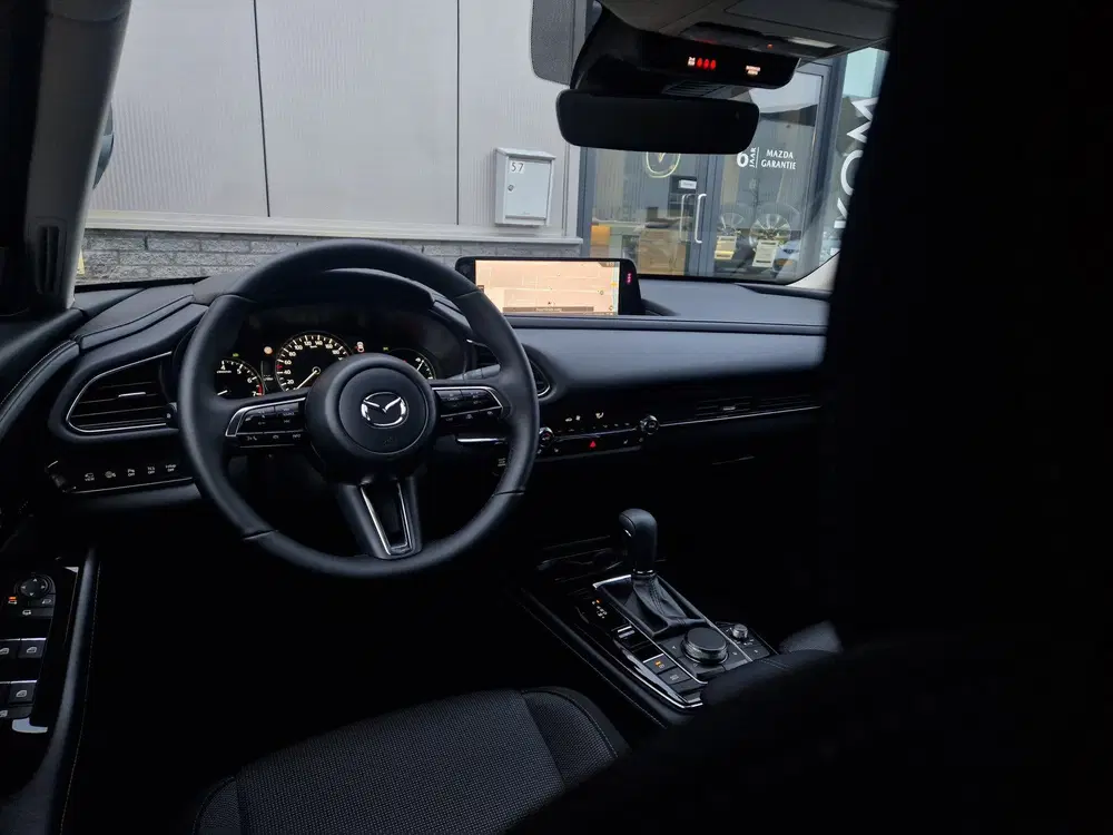 Mazda CX-30 2.5 e-SkyActiv-G 140 M Hybrid Centre-line uit 2026, foto 12