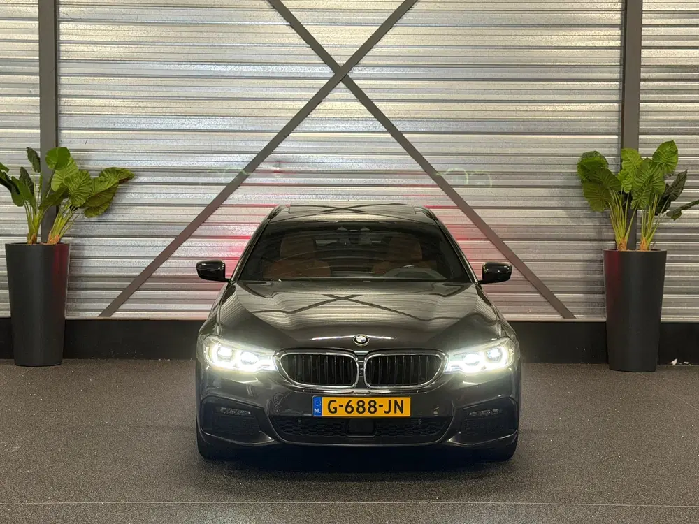 BMW 5-serie 540i xDrive High Executive M-Pakket LED uit 2019, foto 7