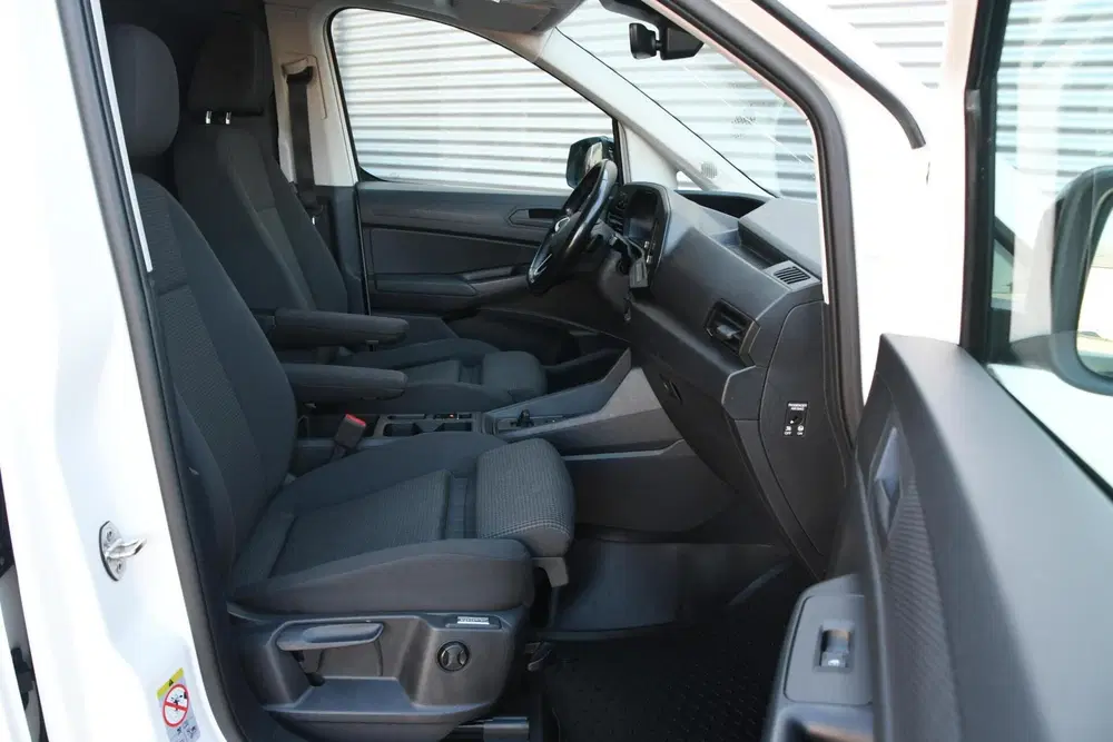 Volkswagen Caddy 1.5 TSI CRUISE uit 2022, foto 13
